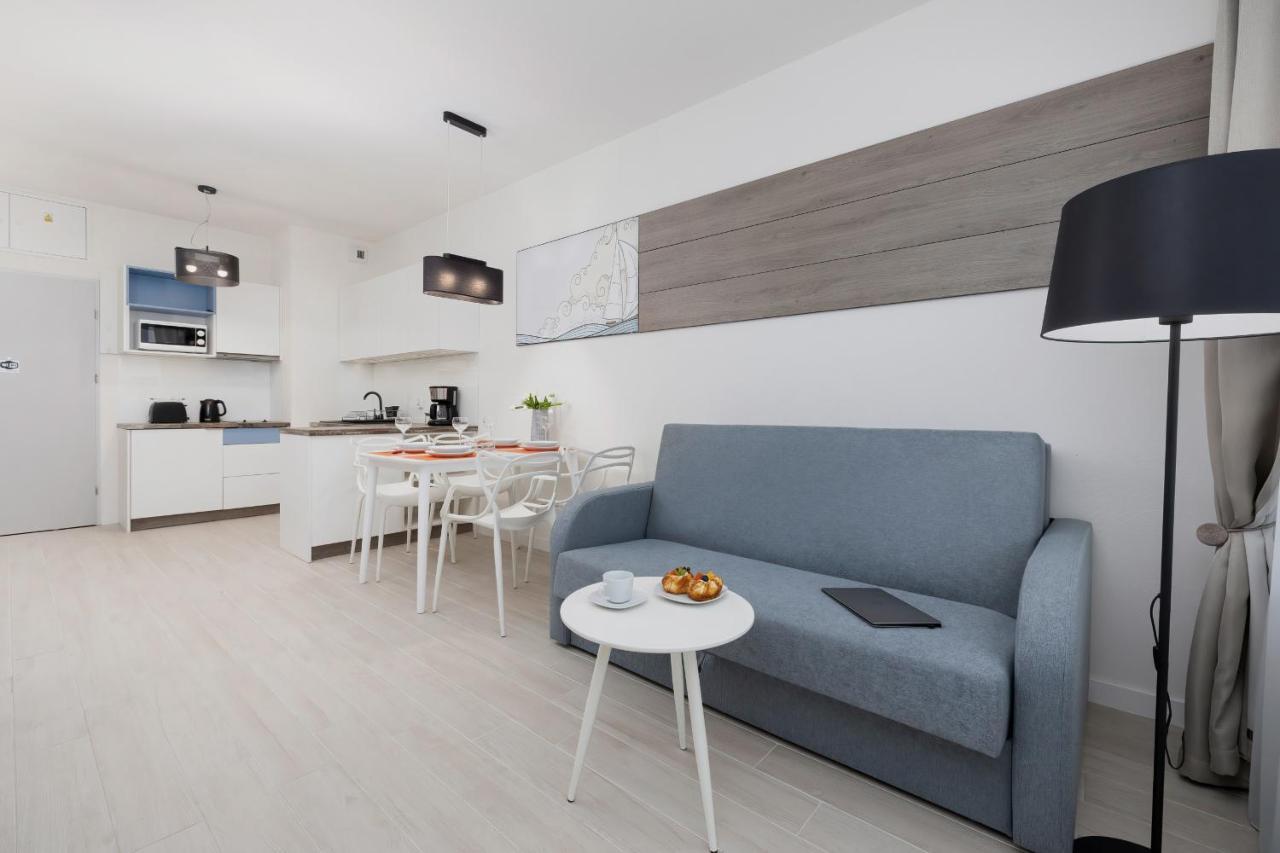 Apartamenty Aquamarina Onyx By Noclegi Renters Miedzyzdroje Exterior photo